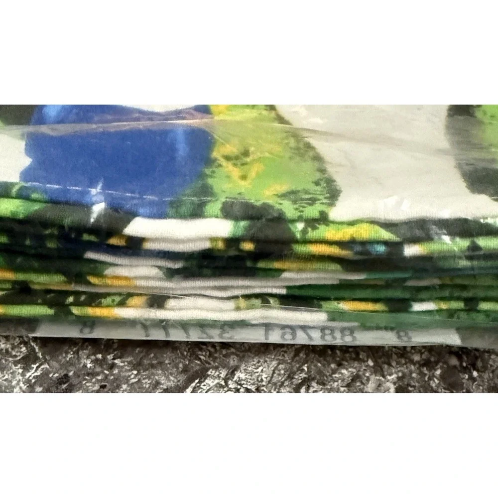 Avon Palm Chic Toucan Set Of 4 100 % Cotton Fabric Napkins Tropical NEW